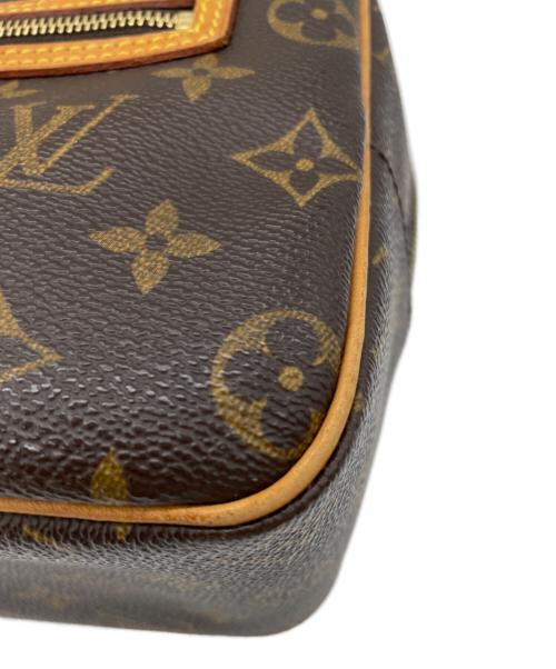 LOUIS VUITTON（ルイ ヴィトン）LOUIS VUITTON (ルイ ヴィトン) ショルダーバッグ ブラウンの古着・服飾アイテム