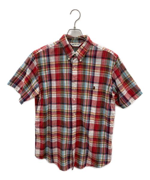 A BATHING APE（アベイシングエイプ）A BATHING APE (アベイシングエイプ) 半袖シャツ レッド サイズ:Lの古着・服飾アイテム