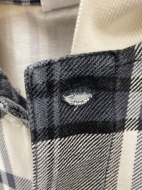 A BATHING APE（アベイシングエイプ）A BATHING APE (アベイシングエイプ) ポロシャツ ネイビー×ベージュ サイズ:Lの古着・服飾アイテム