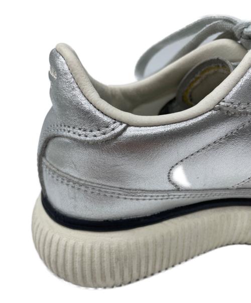 Onitsuka Tiger（オニツカタイガー）Onitsuka Tiger (オニツカタイガー) スニーカー シルバー サイズ:23.5cmの古着・服飾アイテム