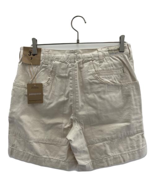 Patagonia（パタゴニア）Patagonia (パタゴニア) ヘリテージスタンドアップショーツ ベージュ サイズ:SIZE 76cm (W30) 未使用品の古着・服飾アイテム