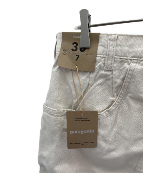 Patagonia（パタゴニア）Patagonia (パタゴニア) ヘリテージスタンドアップショーツ ベージュ サイズ:SIZE 76cm (W30) 未使用品の古着・服飾アイテム