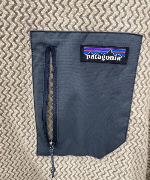 Patagonia（パタゴニア）Patagonia (パタゴニア) R1エア・クルー ベージュ サイズ:Lの古着・服飾アイテム