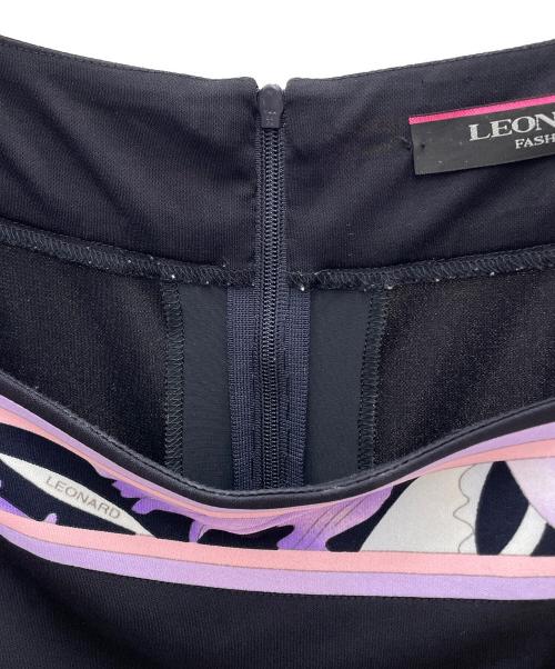 LEONARD FASHION（レオナールファッション）LEONARD FASHION (レオナールファッション) 半袖ワンピース ブラック×パープル サイズ:44の古着・服飾アイテム
