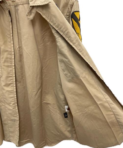 AVIREX（アヴィレックス）AVIREX (アヴィレックス) 長袖シャツ ベージュ サイズ:Mの古着・服飾アイテム