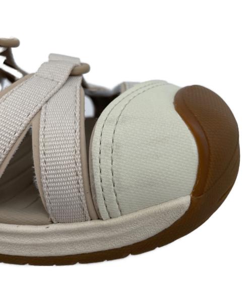 TEVA（テバ）TEVA (テバ) サンダル ベージュ サイズ:23.5cmの古着・服飾アイテム
