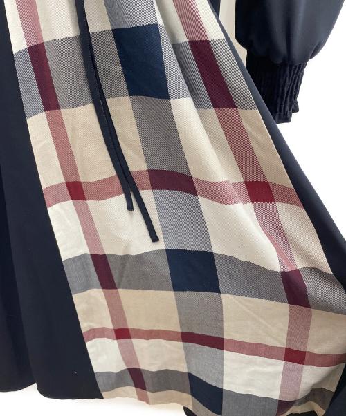 BLUE LABEL CRESTBRIDGE（ブルーレーベルクレストブリッジ）BLUE LABEL CRESTBRIDGE (ブルーレーベルクレストブリッジ) 長袖ワンピース ネイビー サイズ:36の古着・服飾アイテム