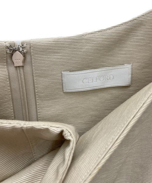 CELFORD（セルフォード）CELFORD (セルフォード) ノースリーブ・キャミソールワンピース ベージュ サイズ:36の古着・服飾アイテム