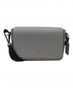 COACHコーチ）の古着「フラップ クロスボディ バッグ」｜グレー