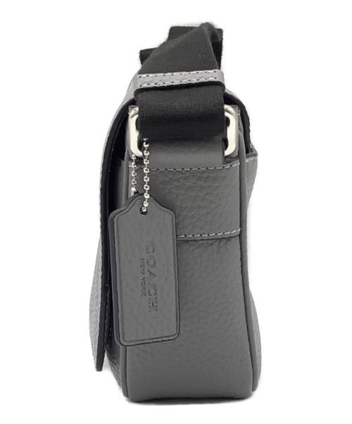 COACH（コーチ）COACH (コーチ) フラップ クロスボディ バッグ グレーの古着・服飾アイテム