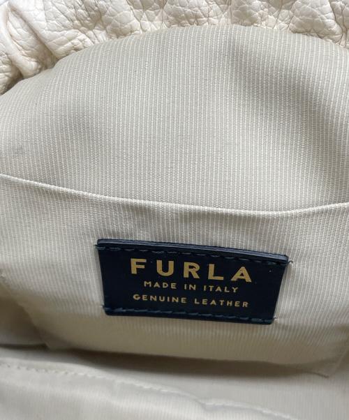 FURLA（フルラ）FURLA (フルラ) チェーンショルダーバッグ アイボリーの古着・服飾アイテム