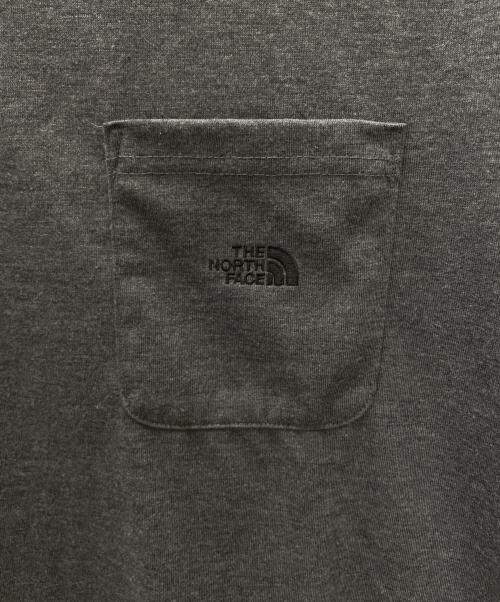 THE NORTH FACE（ザ ノース フェイス）THE NORTH FACE (ザ ノース フェイス) Tシャツ グレー サイズ:Mの古着・服飾アイテム