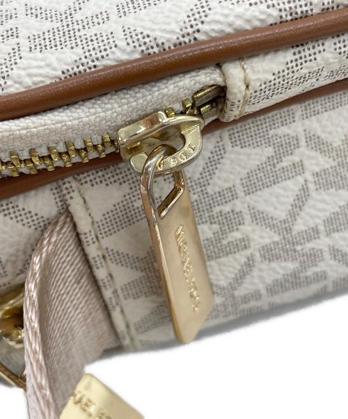 MICHAEL KORS（マイケルコース）MICHAEL KORS (マイケルコース) ショルダーバッグ ベージュの古着・服飾アイテム