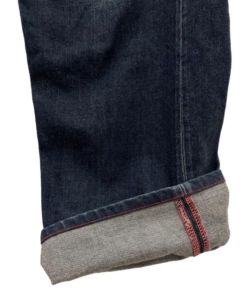 LEVI'S（リーバイス）LEVI'S (リーバイス) デニムパンツ ネイビー×ピンク サイズ:32インチの古着・服飾アイテム