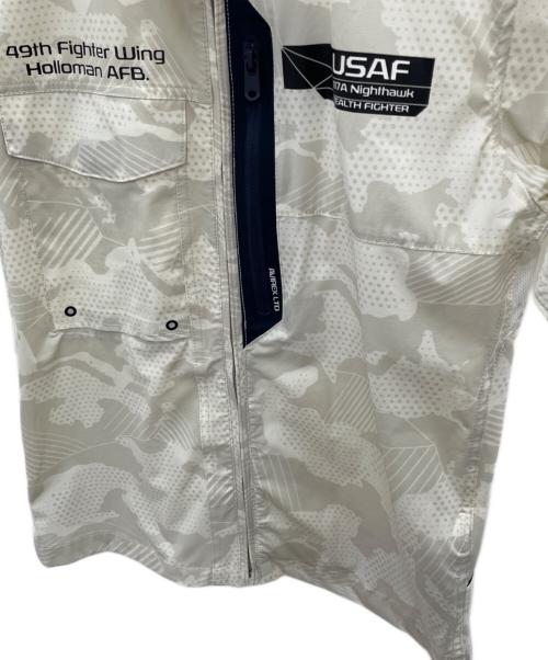 AVIREX（アヴィレックス）AVIREX (アヴィレックス) ナイロンジャケット ベージュ サイズ:Lの古着・服飾アイテム