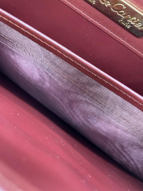 Cartier（カルティエ）Cartier (カルティエ) ショルダーバッグ レッドの古着・服飾アイテム