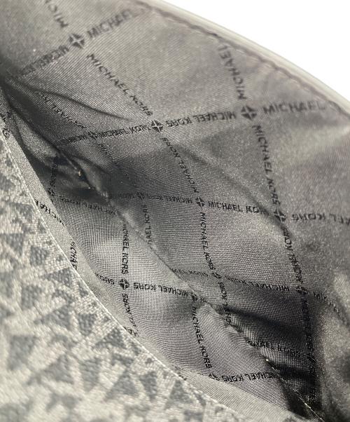 MICHAEL KORS（マイケルコース）MICHAEL KORS (マイケルコース) ショルダーバッグ ブラックの古着・服飾アイテム