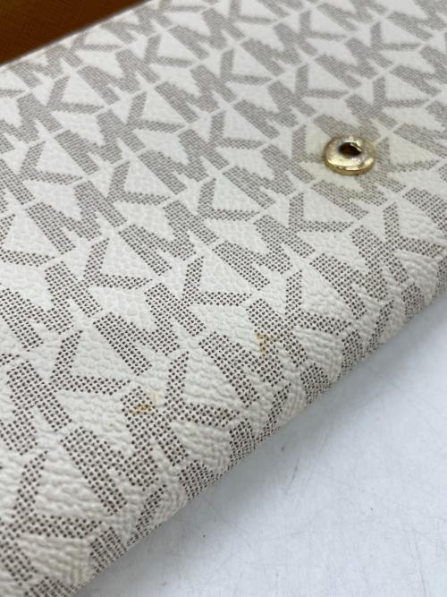 MICHAEL KORS（マイケルコース）MICHAEL KORS (マイケルコース) 長財布の古着・服飾アイテム