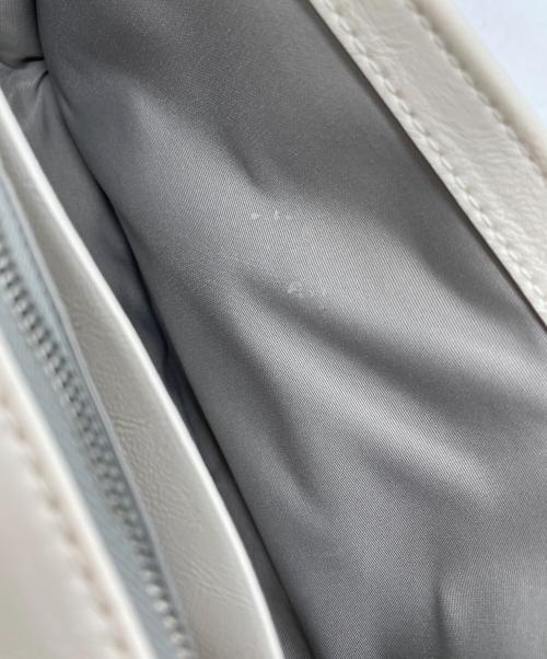 Calvin Klein Jeans（カルバンクラインジーンズ）Calvin Klein Jeans (カルバンクラインジーンズ) チェーンショルダーバッグ ホワイトの古着・服飾アイテム
