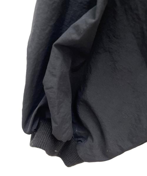 9090（9090）9090 (9090) プルオーバーパーカー ブラック×グレー サイズ:Lの古着・服飾アイテム