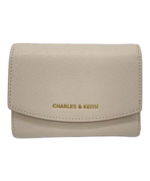 CHARLES & KEITH（チャールズアンドキース）CHARLES & KEITH (チャールズアンドキース) 3つ折り財布 ピンクの古着・服飾アイテム