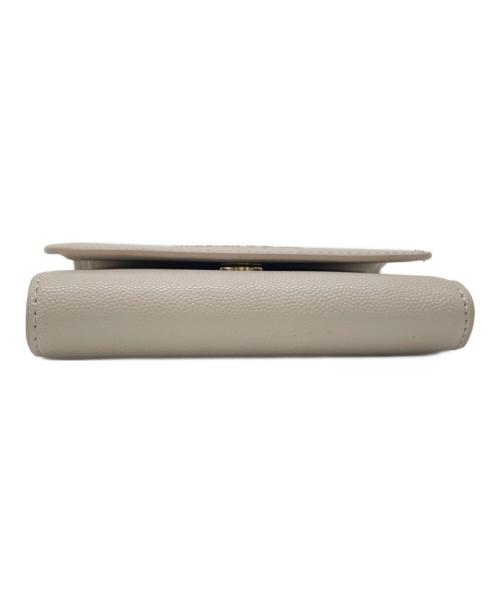 CHARLES & KEITH（チャールズアンドキース）CHARLES & KEITH (チャールズアンドキース) 3つ折り財布 ピンクの古着・服飾アイテム