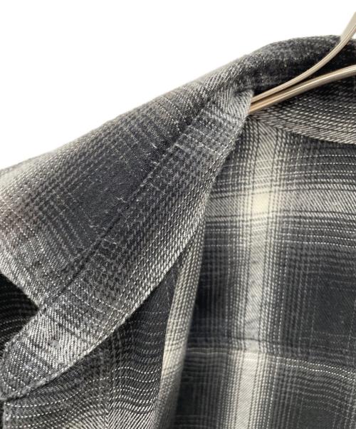 X-LARGE（エクストララージ）X-LARGE (エクストララージ) OLD ENGLISH L/S FLANNEL SHIRT ブラック サイズ:Lの古着・服飾アイテム