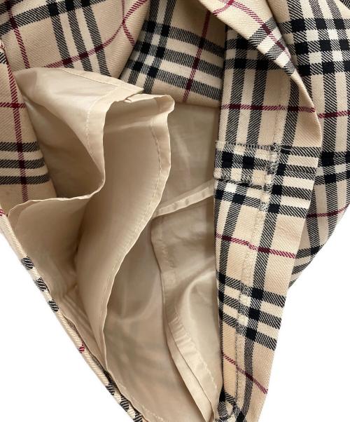 BURBERRY BLUE LABEL（バーバリー ブルー レーベル）BURBERRY BLUE LABEL (バーバリー ブルー レーベル) スカート ブラウン サイズ:36の古着・服飾アイテム