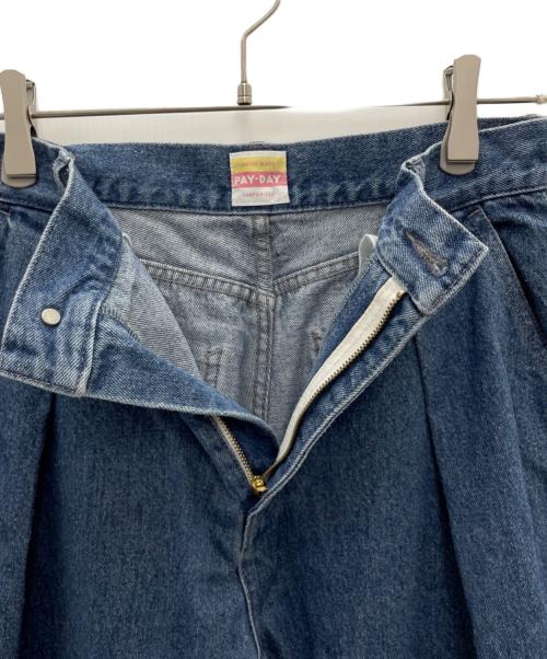 PAY DAY（ペイデイ）PAY DAY (ペイデイ) タック入りデニムパンツ ブルー サイズ:36の古着・服飾アイテム