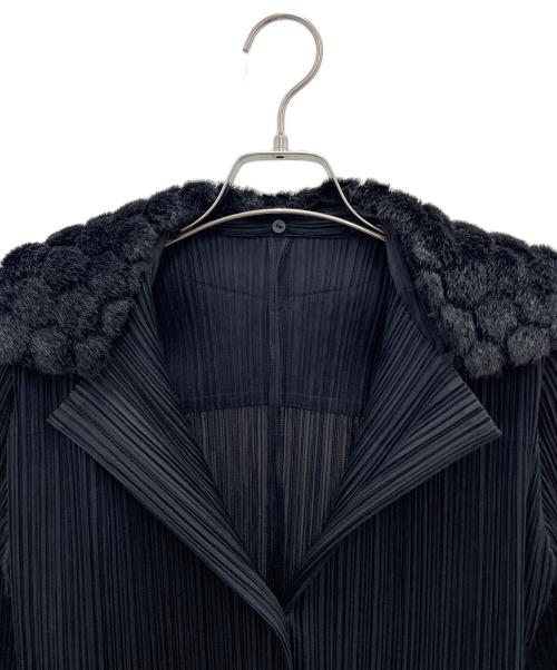 PLEATS PLEASE（プリーツプリーズ）PLEATS PLEASE (プリーツプリーズ) プリーツジャケット ブラック サイズ:3の古着・服飾アイテム
