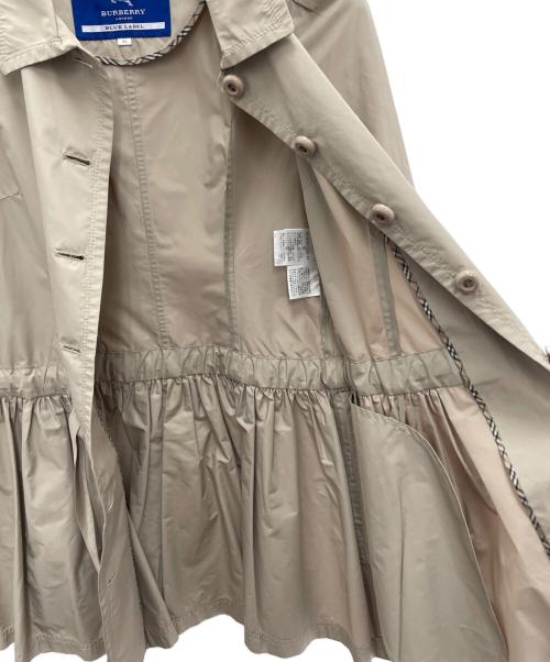 BURBERRY BLUE LABEL（バーバリー ブルー レーベル）BURBERRY BLUE LABEL (バーバリー ブルー レーベル) フレアコート ブラウン サイズ:36の古着・服飾アイテム
