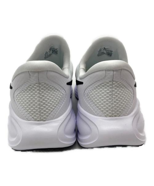 NIKE（ナイキ）NIKE (ナイキ) スリッポン ホワイト サイズ:27.5の古着・服飾アイテム
