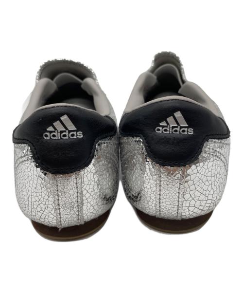 adidas（アディダス）adidas (アディダス) スニーカー シルバー サイズ:23の古着・服飾アイテム