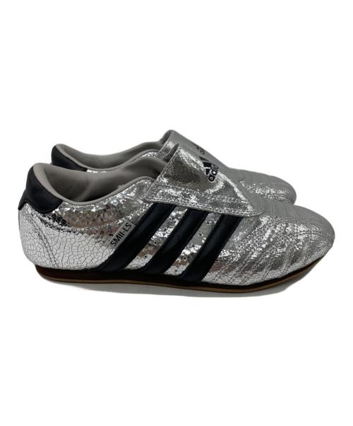 adidas（アディダス）adidas (アディダス) スニーカー シルバー サイズ:23の古着・服飾アイテム