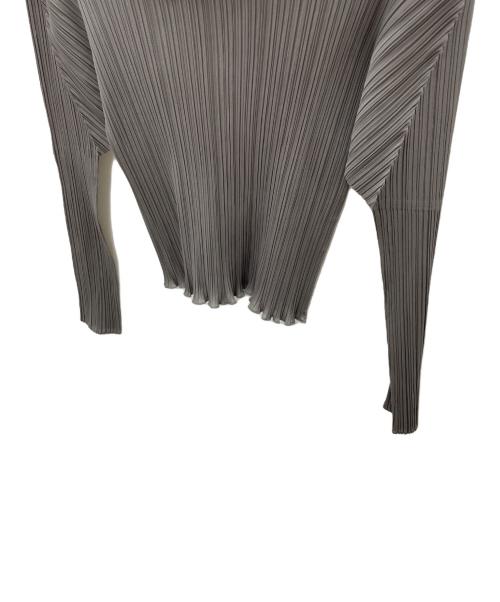 PLEATS PLEASE ISSEY MIYAKE（プリーツプリーズ イッセイミヤケ）PLEATS PLEASE ISSEY MIYAKE (プリーツプリーズ イッセイミヤケ) 長袖ブラウス グレー サイズ:3の古着・服飾アイテム
