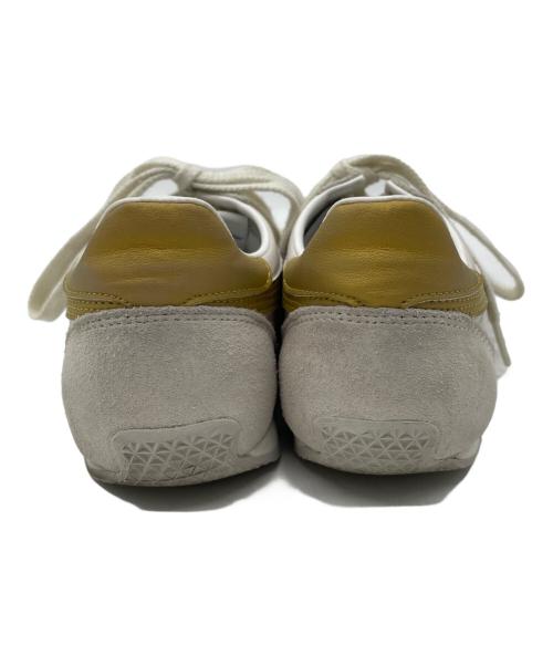 Onitsuka Tiger（オニツカタイガー）Onitsuka Tiger (オニツカタイガー) シューズ ホワイト×ゴールド サイズ:24の古着・服飾アイテム