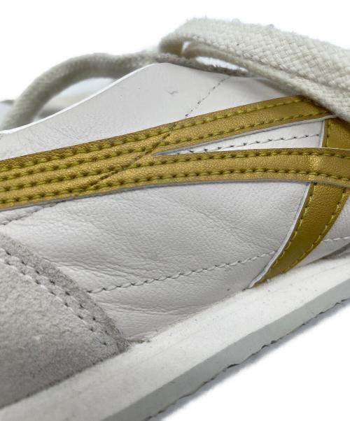 Onitsuka Tiger（オニツカタイガー）Onitsuka Tiger (オニツカタイガー) シューズ ホワイト×ゴールド サイズ:24の古着・服飾アイテム