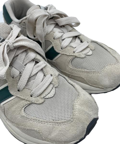 NEW BALANCE（ニューバランス）NEW BALANCE (ニューバランス) スニーカー ベージュ×グリーン サイズ:25の古着・服飾アイテム