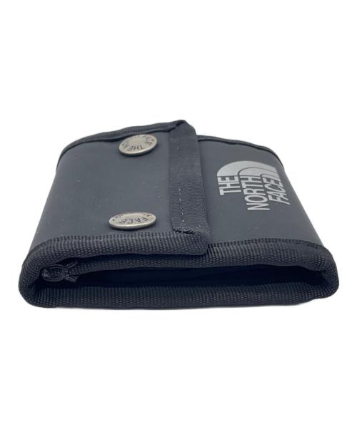 THE NORTH FACE（ザ ノース フェイス）THE NORTH FACE (ザ ノース フェイス) 3つ折り財布 ブラックの古着・服飾アイテム
