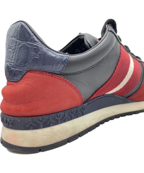 BALLY（バリー）BALLY (バリー) スニーカー ネイビー×レッド サイズ:8 1/2の古着・服飾アイテム