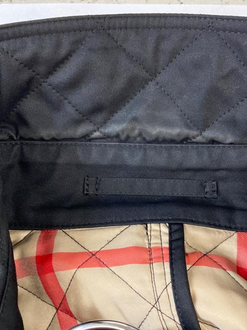 BURBERRY LONDON（バーバリーロンドン）BURBERRY LONDON (バーバリーロンドン) 裏ノバチェック柄キルティングジャケット ブラック サイズ:48の古着・服飾アイテム