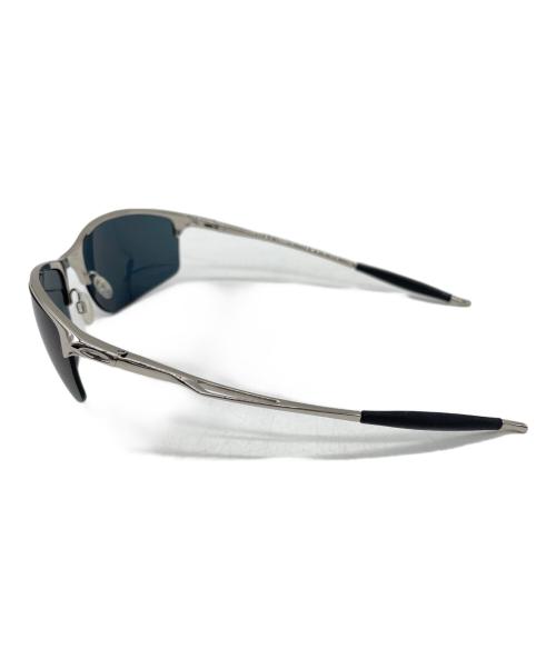 OAKLEY（オークリー）OAKLEY (オークリー) サングラス シルバーの古着・服飾アイテム