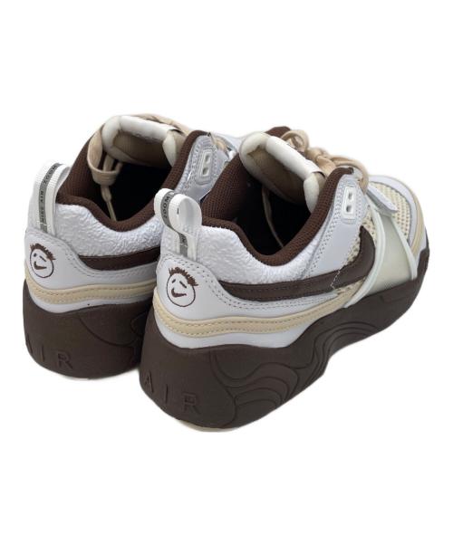 NIKE（ナイキ）NIKE (ナイキ) Travis Scott (トラヴィススコット) Zoom Field Jaxx ホワイト×ブラウン サイズ:26 未使用品の古着・服飾アイテム