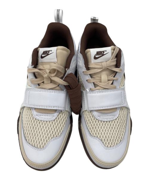 NIKE（ナイキ）NIKE (ナイキ) Travis Scott (トラヴィススコット) Zoom Field Jaxx ホワイト×ブラウン サイズ:26 未使用品の古着・服飾アイテム