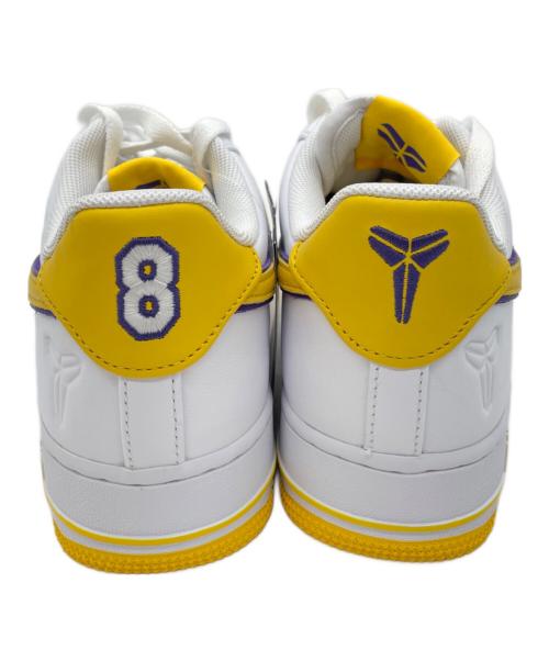 NIKE（ナイキ）NIKE (ナイキ) Kobe Bryant (コービーブライアント) Air Force 1 Low Retro QS ホワイト×イエロー サイズ:26cm 未使用品の古着・服飾アイテム