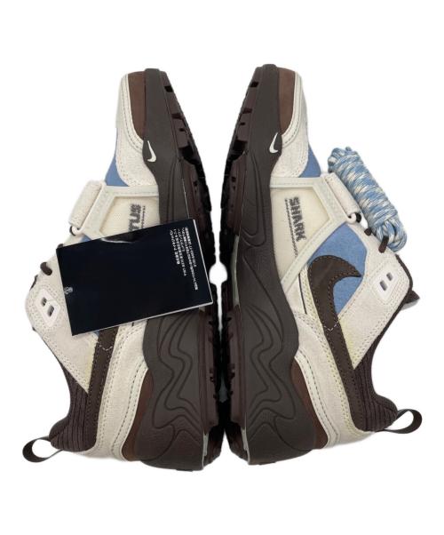 NIKE（ナイキ）NIKE (ナイキ) Travis Scott (トラヴィススコット) Zoom Field Jaxx ペールアイボリー アンド レチェブルー サイズ:26 未使用品の古着・服飾アイテム