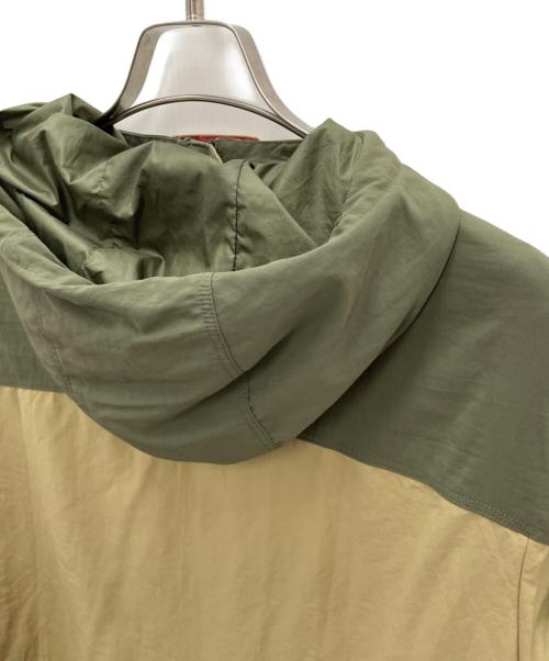 Patagonia（パタゴニア）Patagonia (パタゴニア) リサイクルナイロンパーカー グリーン×ベージュ サイズ:Mの古着・服飾アイテム