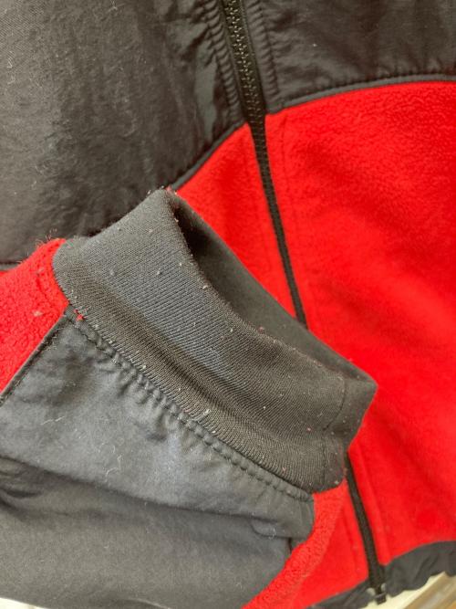THE NORTH FACE（ザ ノース フェイス）THE NORTH FACE (ザ ノース フェイス) Denali 2 Jacket レッド×ブラック サイズ:Lの古着・服飾アイテム