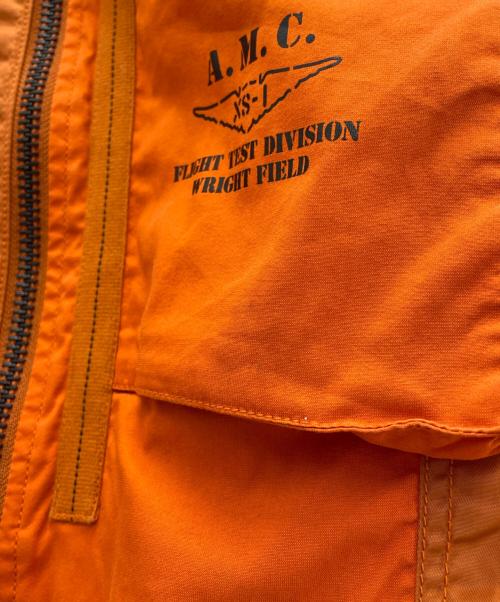 AVIREX（アヴィレックス）AVIREX (アヴィレックス) ミリタリージャケット オレンジ サイズ:XLの古着・服飾アイテム