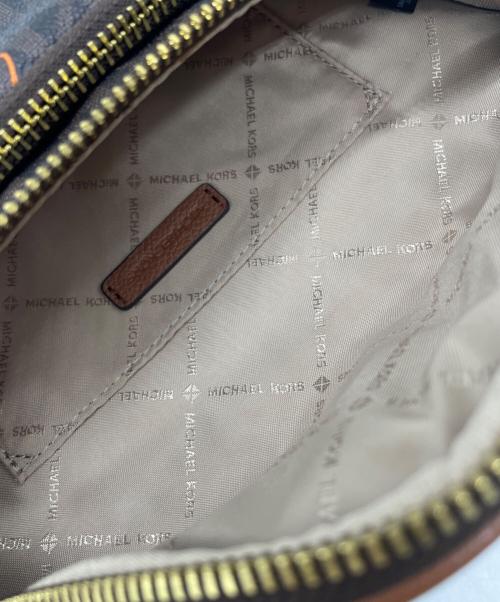 MICHAEL KORS（マイケルコース）MICHAEL KORS (マイケルコース) ウエストバッグ ブラウンの古着・服飾アイテム